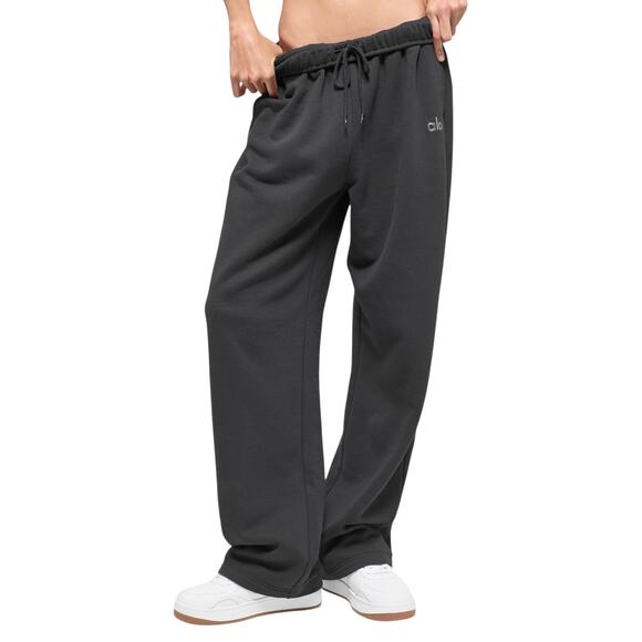 ALO Yoga Pants - NWT Alo Accolade Straight Leg Sweatpants Size Medium Anthracite Unisex Womens